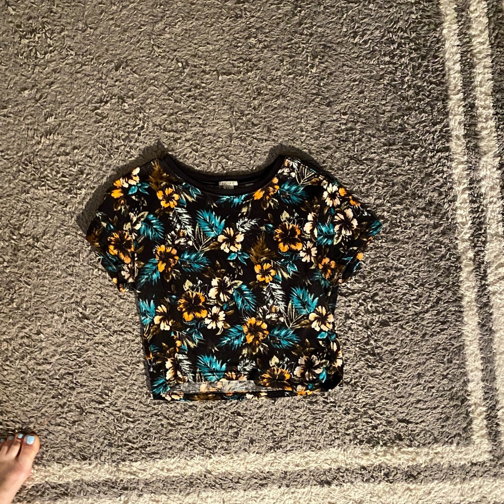 Hawaiian Cropped Shirt
